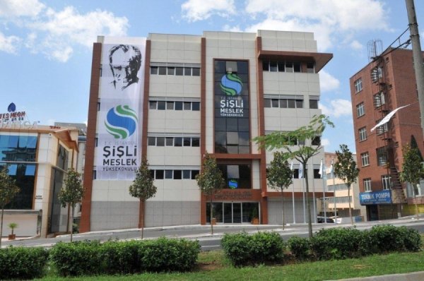 مدرسة إسطنبول شيشلي المهنية