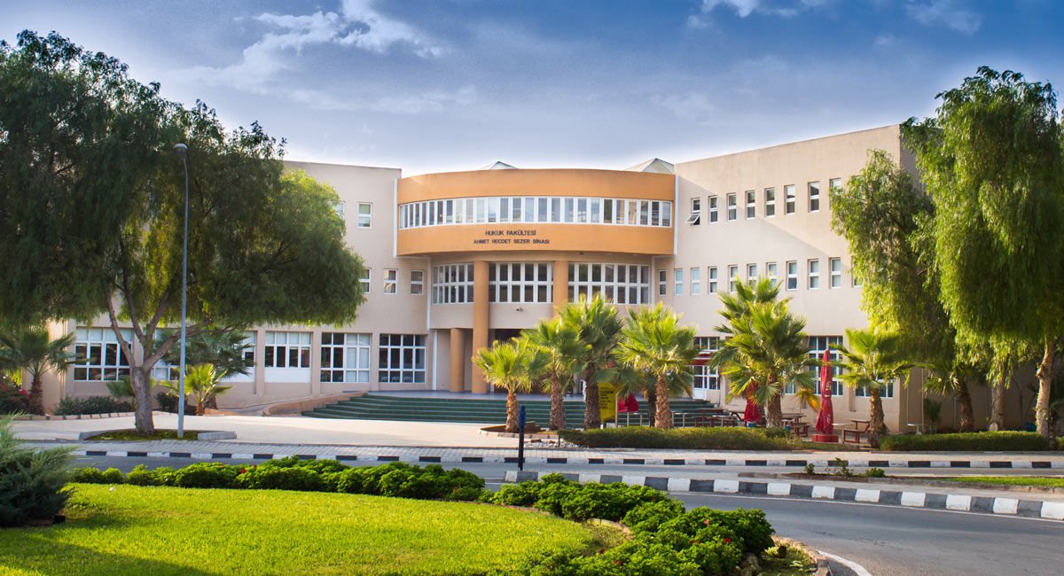 جامعة شرق البحر المتوسط