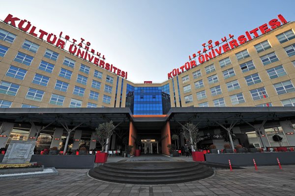 جامعة إسطنبول كولتور